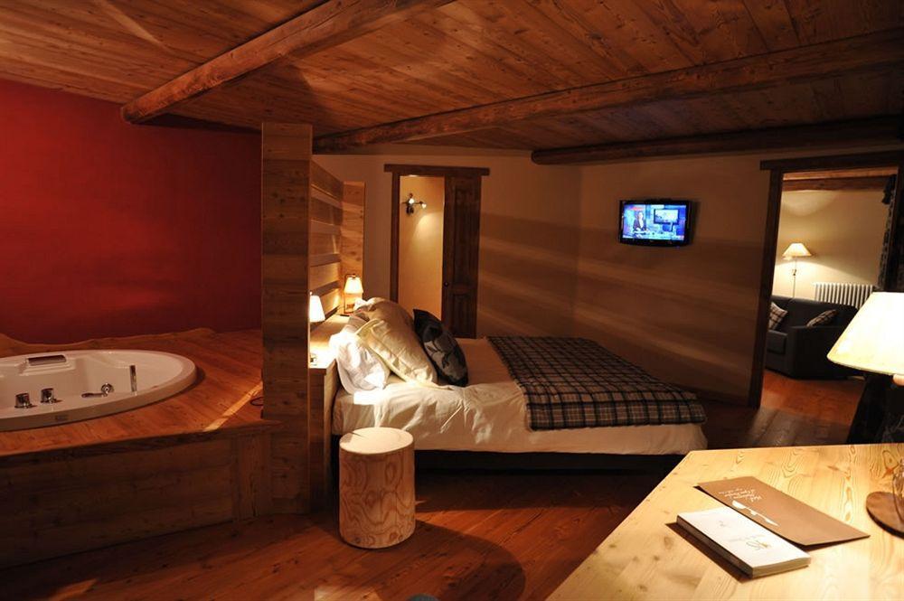 La Madonnina Del Gran Paradiso Wellness Hotel Cogne Exterior foto