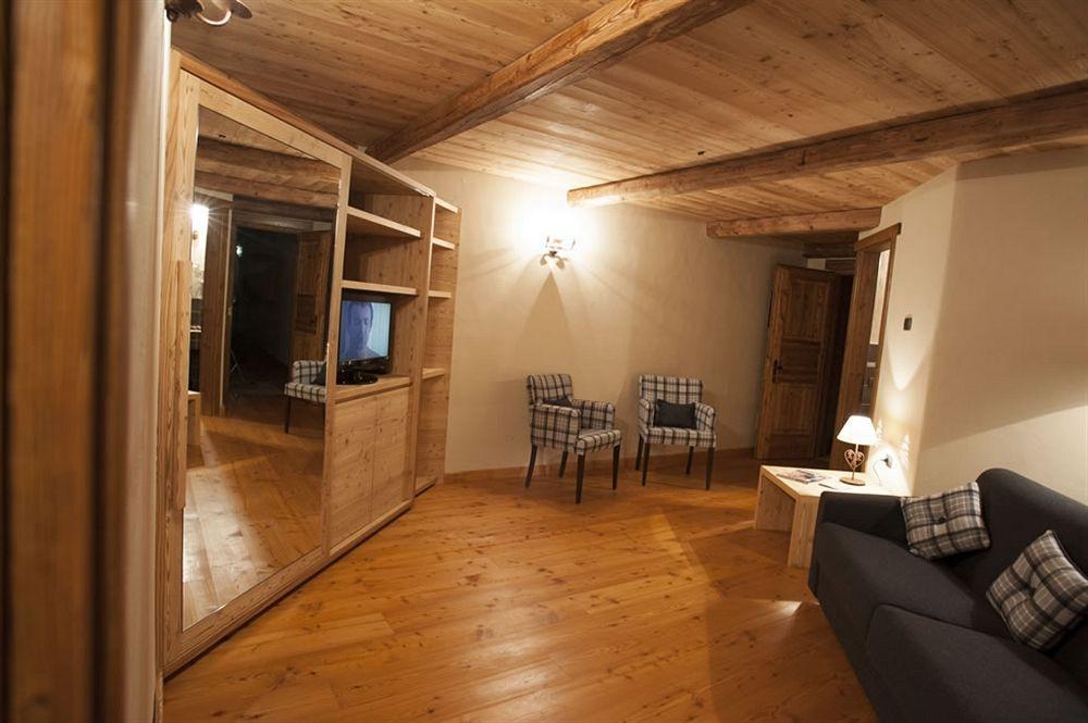 La Madonnina Del Gran Paradiso Wellness Hotel Cogne Exterior foto